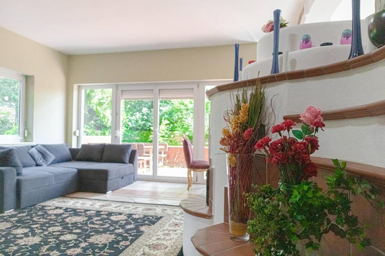 וינה Cozy Room In Amazing House מראה חיצוני תמונה